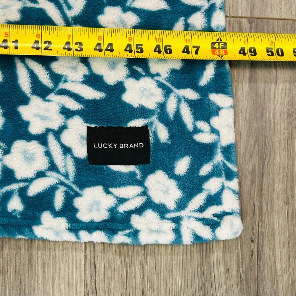 Lucky Brand Throw Blanket Teal Blue Floral Plush Fleece Soft Cozy Cottagecore